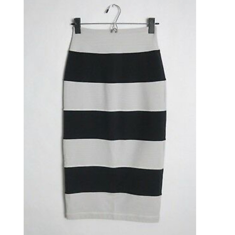 Rare lululemon yoga over skirt